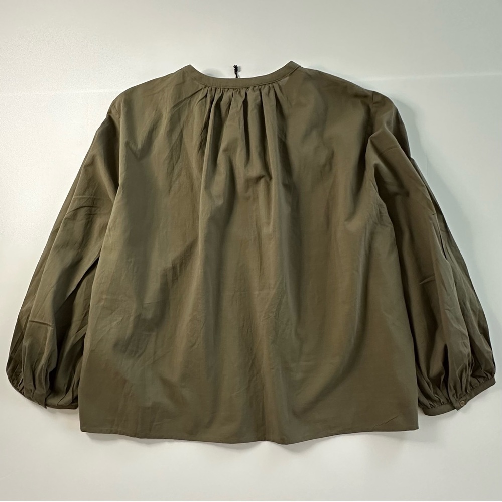 Banana Republic Cotton Voile Shirred Blouse in Army Green | XL | NWT - Picture 4 of 13